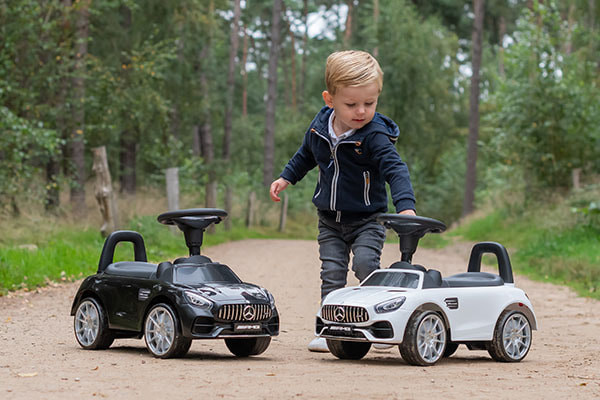 In zwart en wit verkrijgbaar