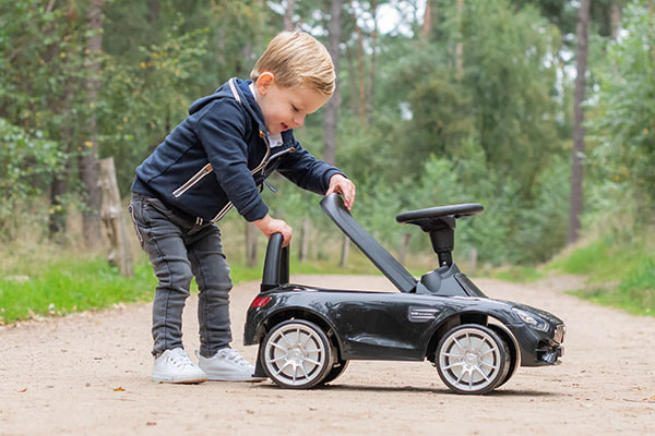 Opbergruimte onder de zitting