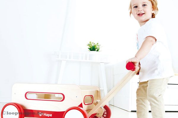 Ook kunt u de loopwagen voort trekken.