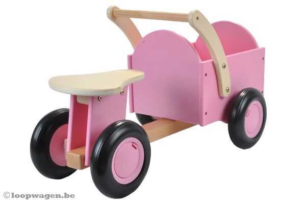 Geschikt voor meiden van 1 jaar.