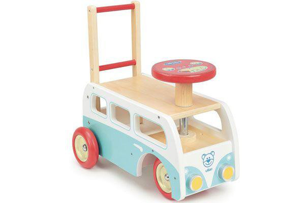 Retro 2 in 1 bus van he tmerk Vilac.